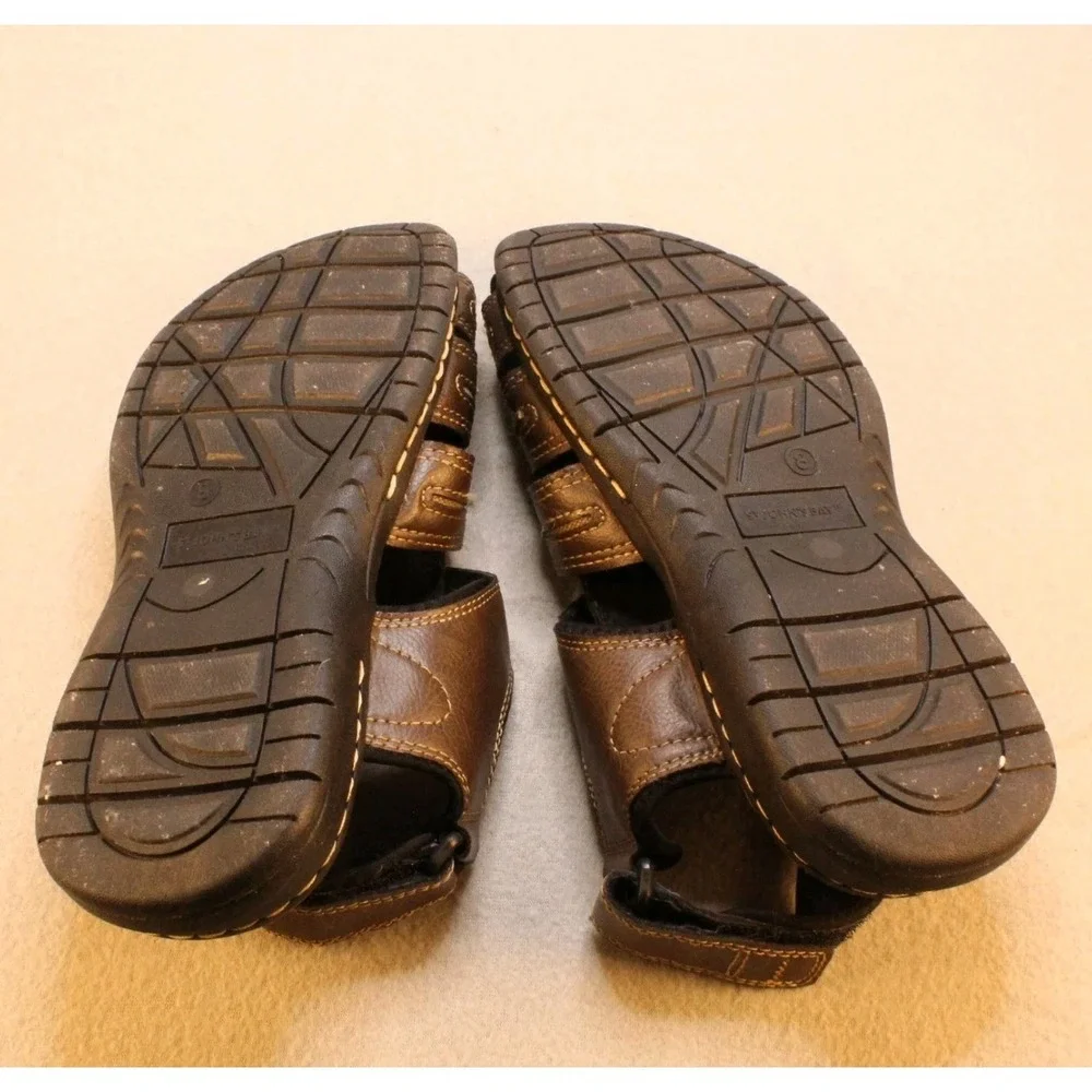 St John's Bay Men's Brown Fisherman Sandals Closed Toe Comfort Walking